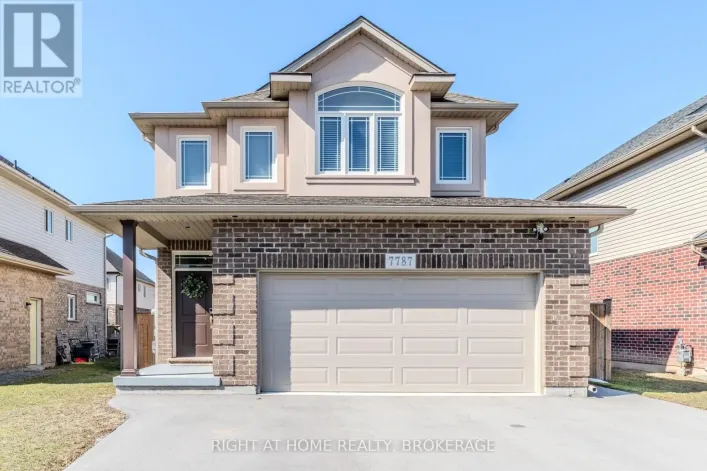 7787 HANNIWELL STREET, Niagara Falls
