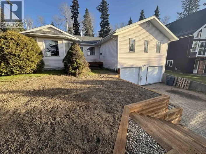 7788 THOMPSON DRIVE, Prince George