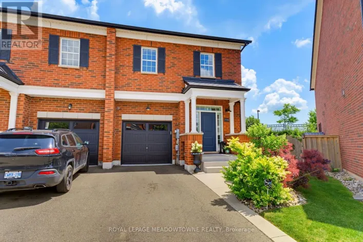 779 BANKS CRESCENT, Milton