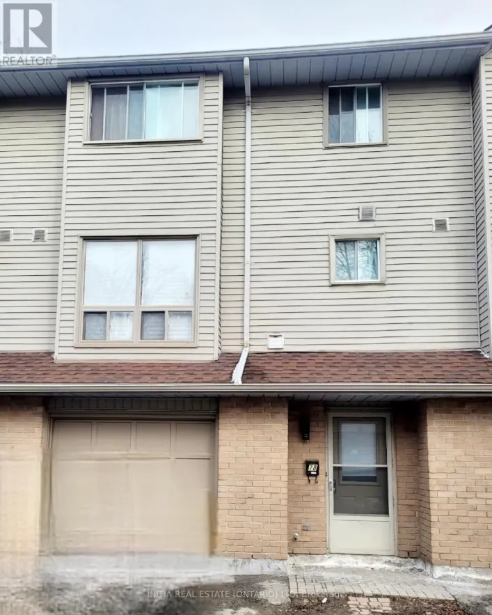 78 - 35 WATERMAN AVENUE, London South