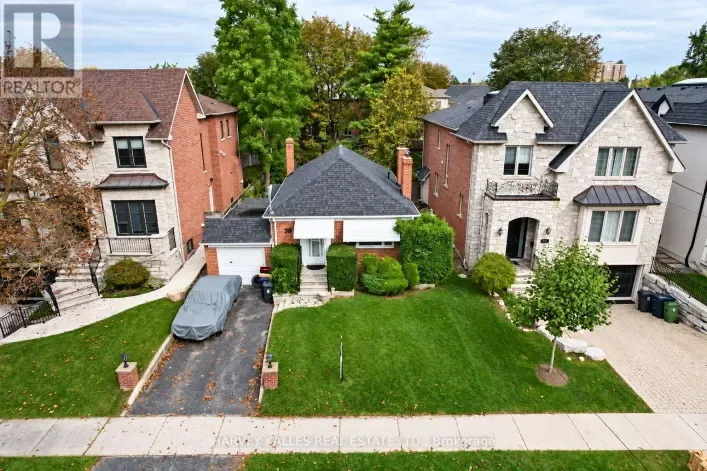 House for sale: 78 BANNOCKBURN AVENUE, Toronto
