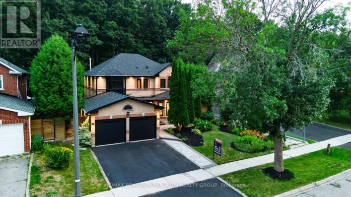 78 CHARING CRESCENT, Aurora