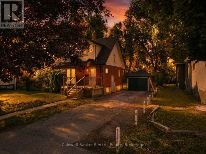 78 MELBOURNE STREET W, Kawartha Lakes