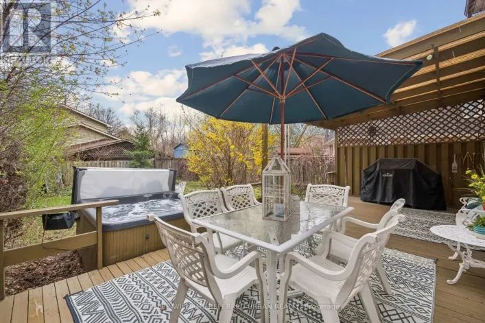 78 SPRINGHEAD GARDENS, Richmond Hill