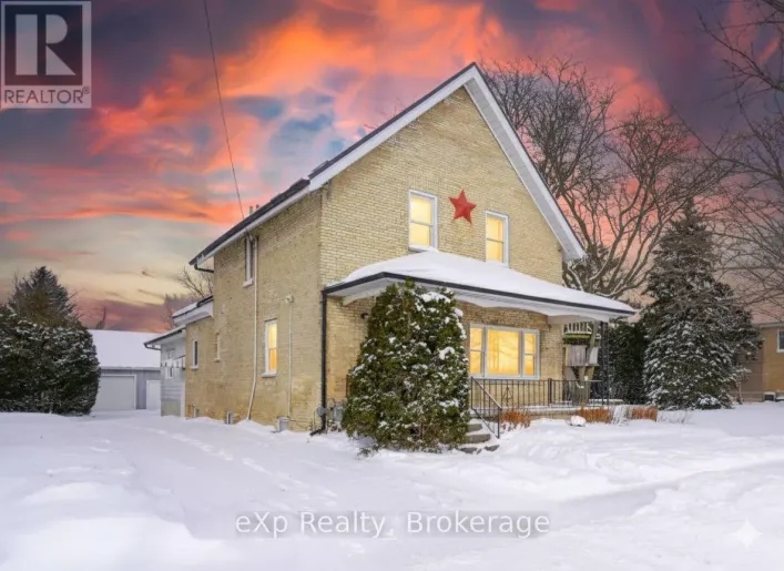 78 VICTORIA AVENUE E, South Huron