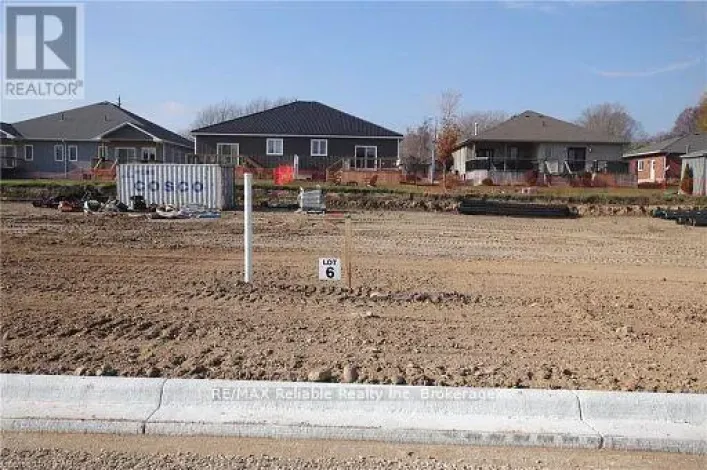 780 BRYANS DRIVE, Huron East