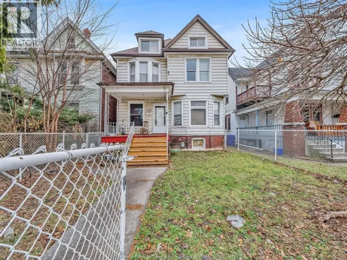 780 DOUGALL, Windsor