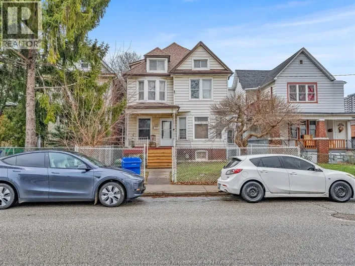 780 DOUGALL, Windsor