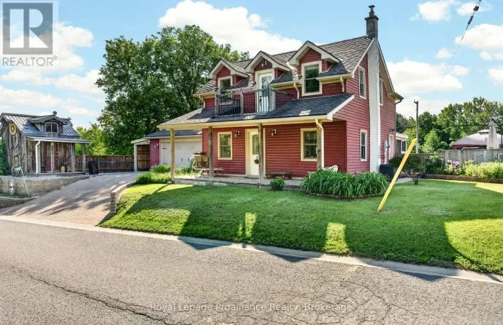 House for sale: 7802 PICCADILLY ROAD, Frontenac