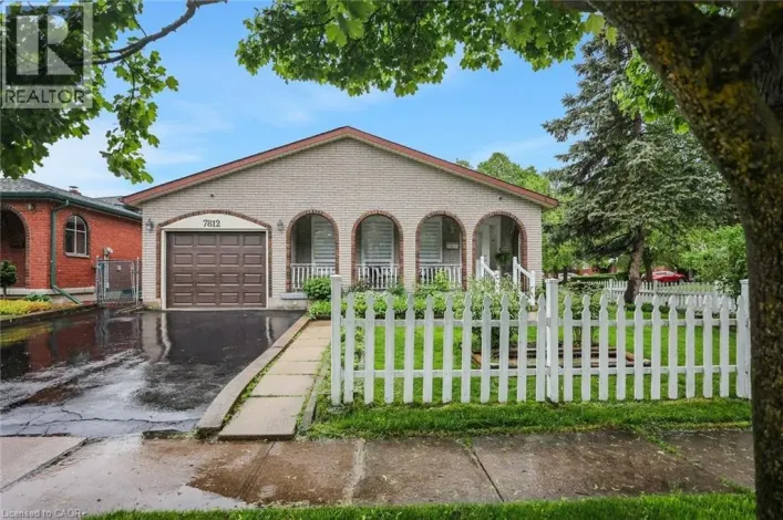 7812 BADGER Road, Niagara Falls