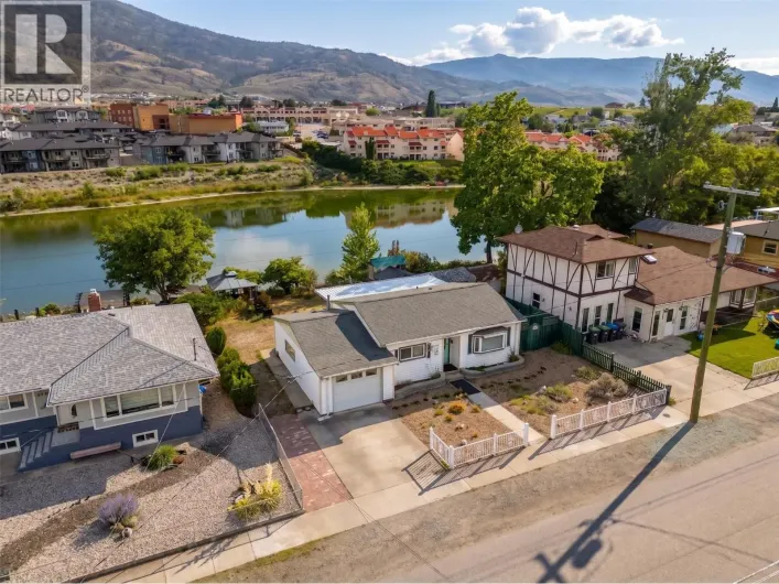 7816 89th Street, Osoyoos