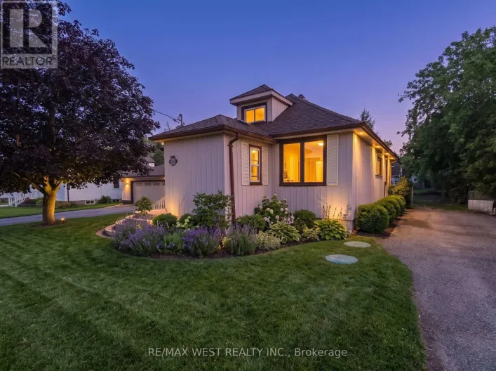 7826 YONGE STREET, Innisfil