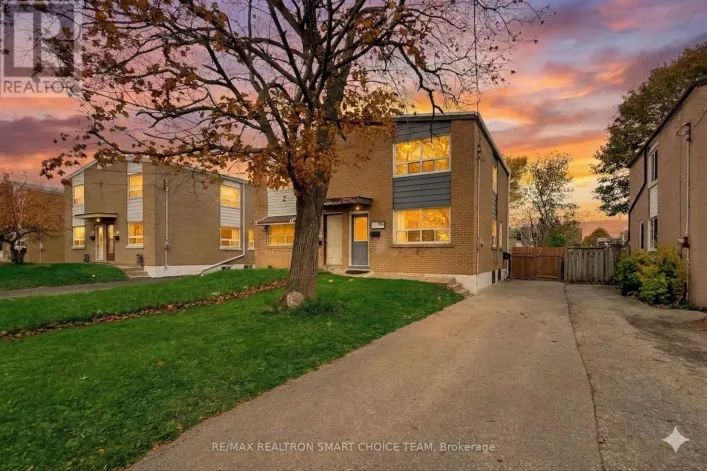 783 BIRCHMOUNT ROAD, Toronto