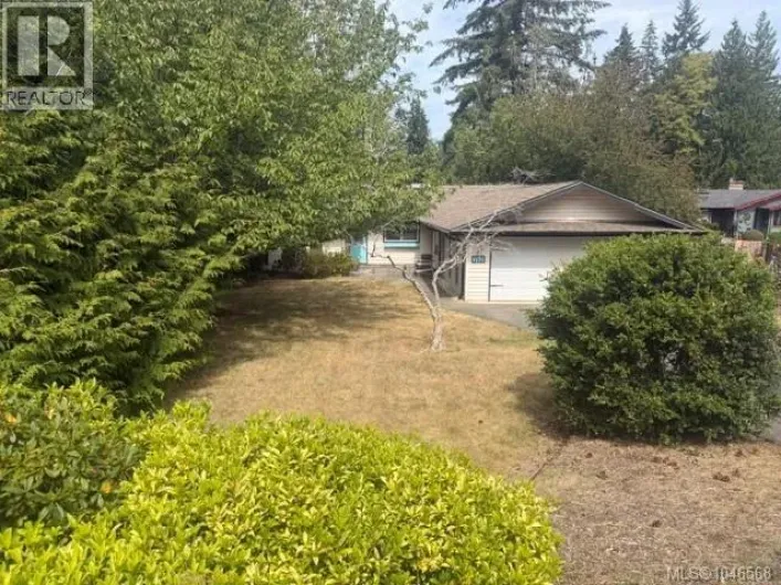 783 Canyon Crescent Dr, Qualicum Beach