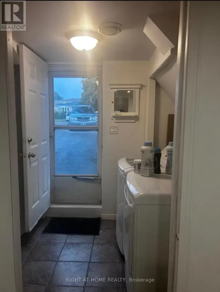 783 CONSORT CRESCENT, Mississauga