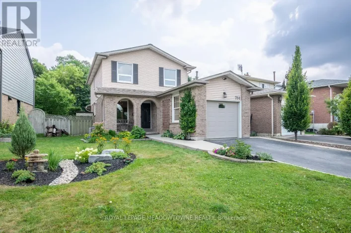 784 LAURIER AVENUE, Milton