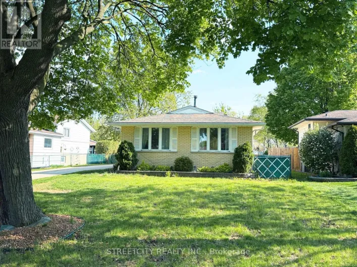 785 ROSS AVENUE, Sarnia