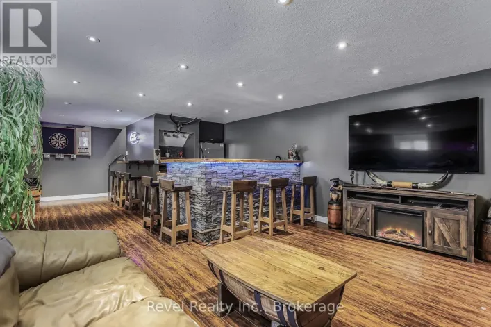 786 8TH STREET E, Owen Sound