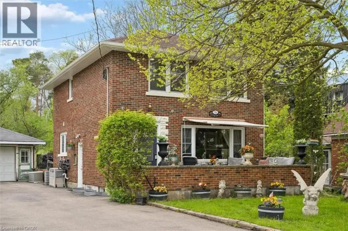 786 S STIRLING Avenue S, Kitchener