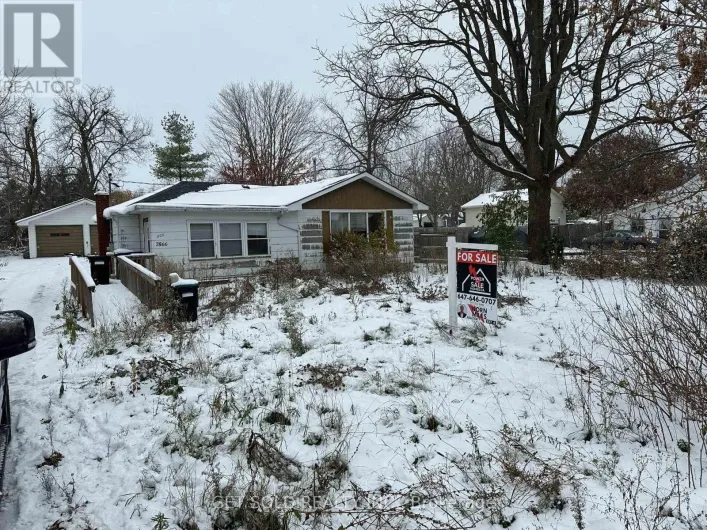 7866 YONGE STREET N, Innisfil