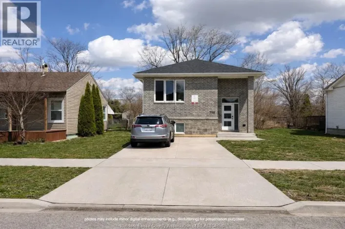 788 BRIDGE AVENUE, Windsor