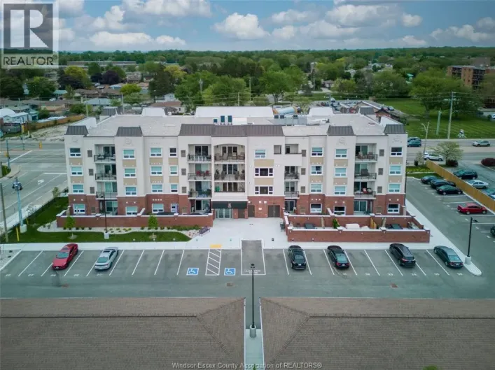 7887 EDGAR Unit# 103, Windsor