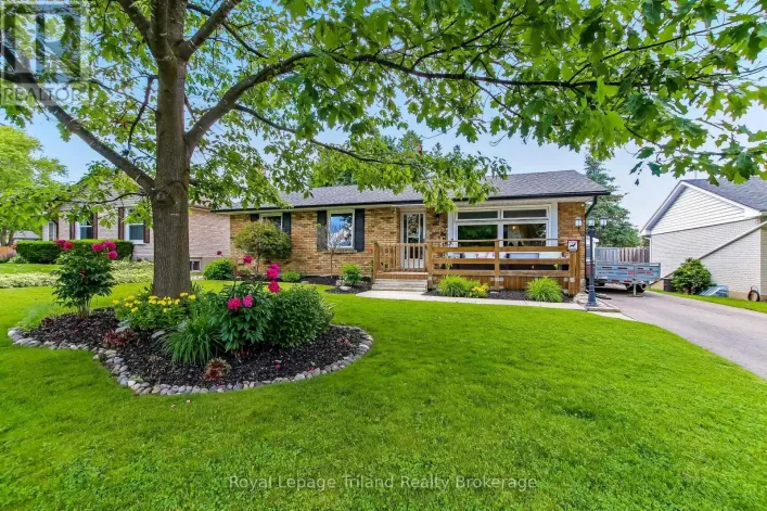 789 GLADSTONE DRIVE, Woodstock