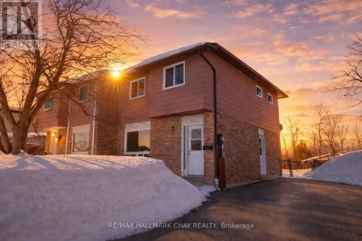79 CHRISTIE CRESCENT, Barrie