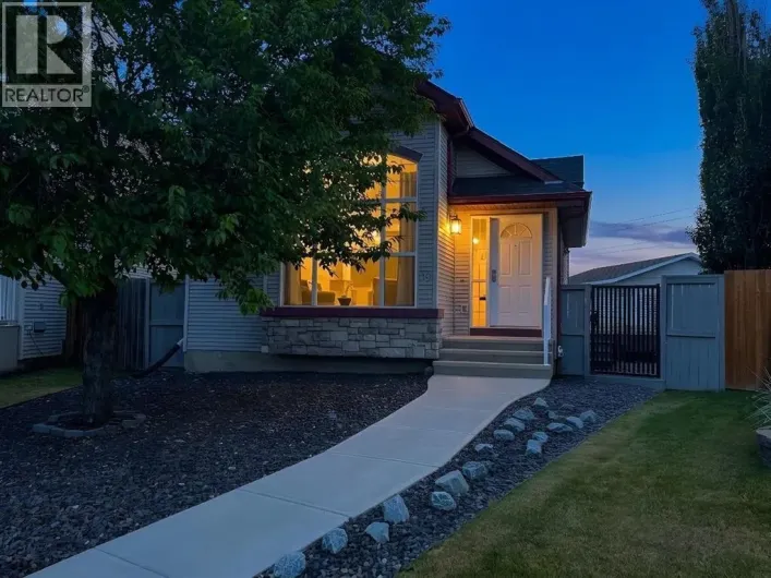79 Cranberry Square SE, Calgary