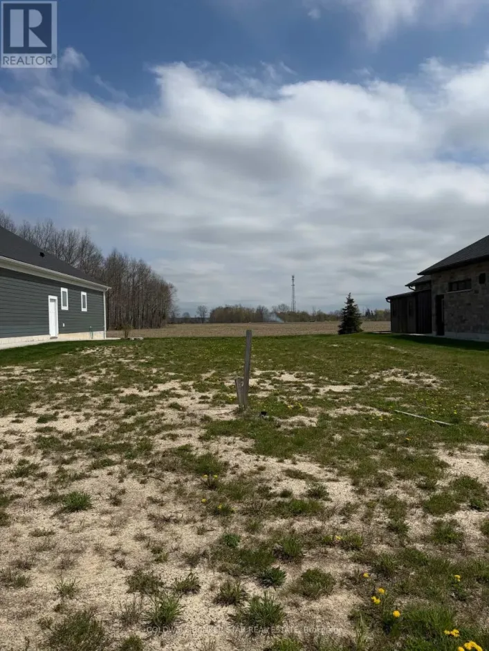 79 DEERFIELD ROAD, South Huron