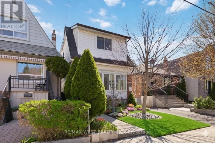 79 KING EDWARD AVENUE, Toronto
