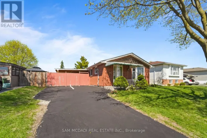 79 LOCHEED DRIVE, Hamilton
