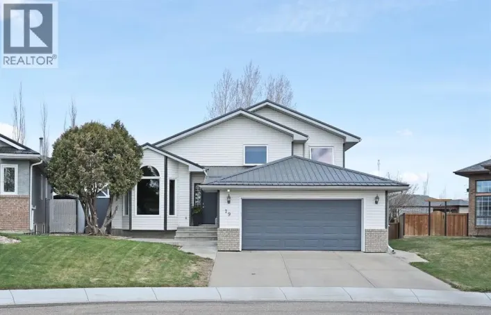 79 Parkland Close E, Brooks