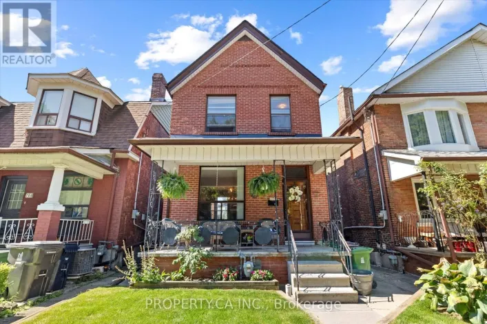 790 MANNING AVENUE, Toronto