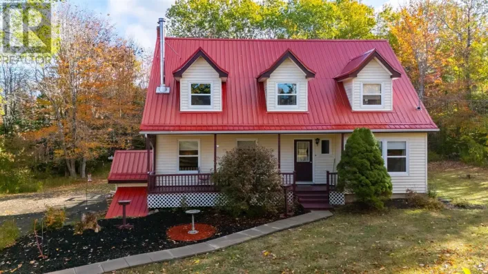 790 Parker Mountain Road, Parkers Cove