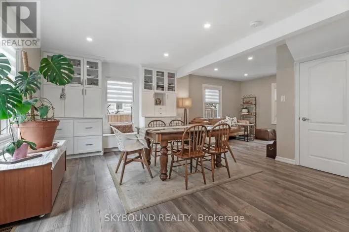 790 THE QUEENSWAY, Toronto