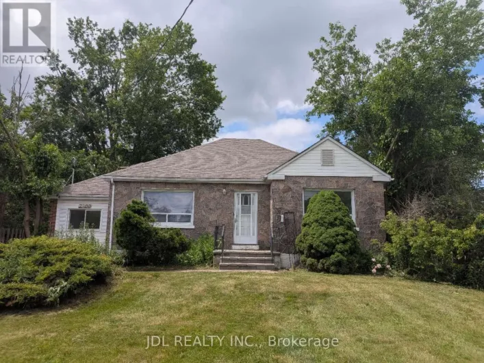 7900 YONGE STREET, Innisfil