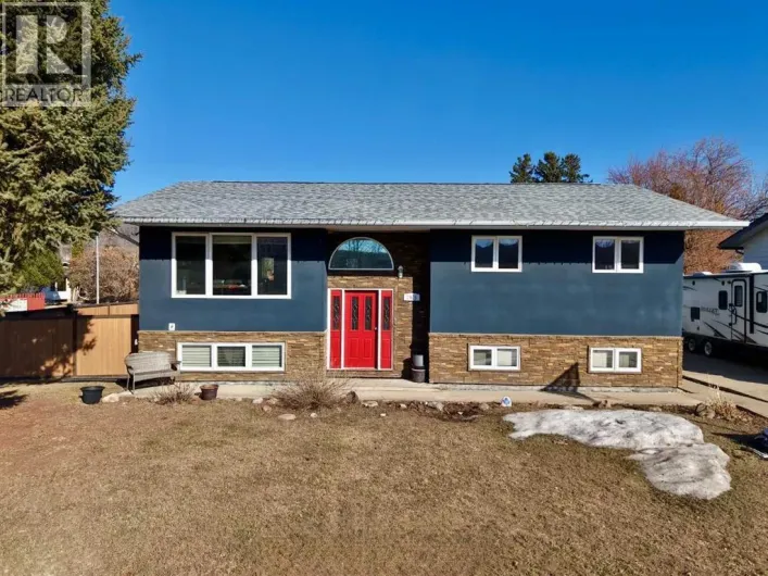 7901 94 Street, Peace River