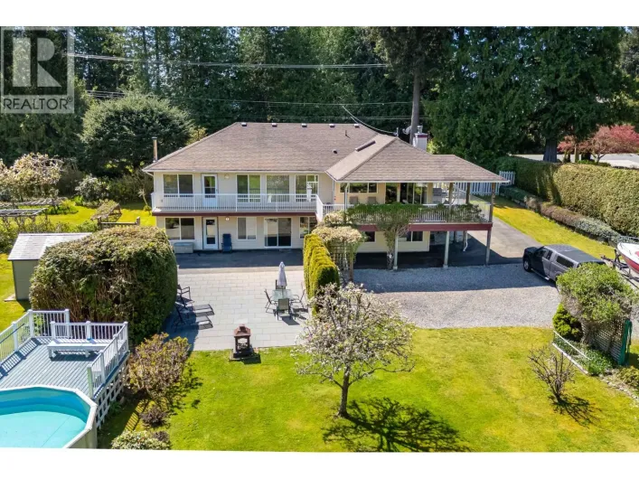 7904 REDROOFFS ROAD, Halfmoon Bay