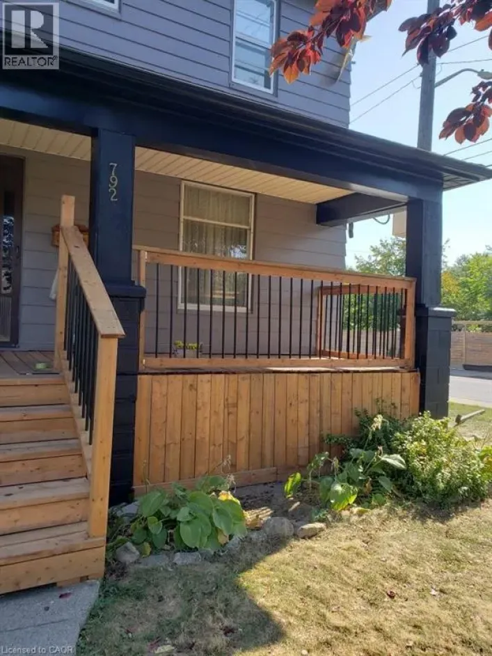 792 PIERRE Avenue, Windsor