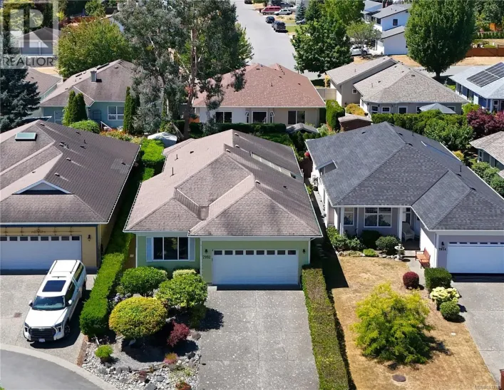 7952 Polo Park Cres, Central Saanich