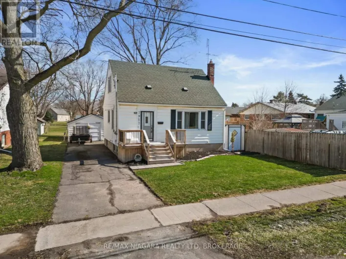7957 BEAVERDAMS ROAD, Niagara Falls