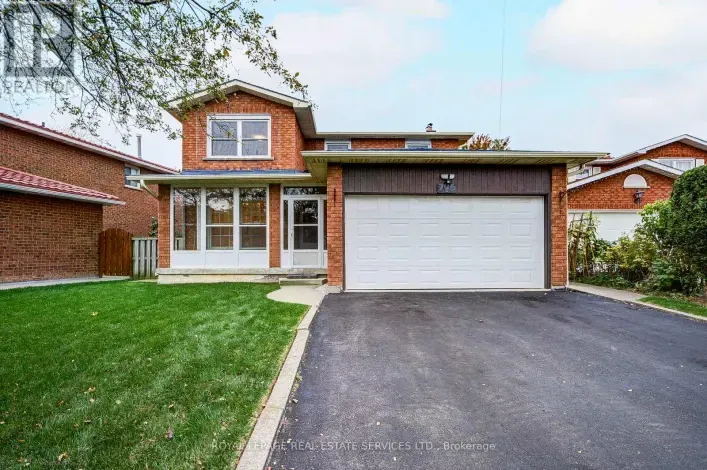 House for sale: 796 BUCKINGHAM COURT, Mississauga