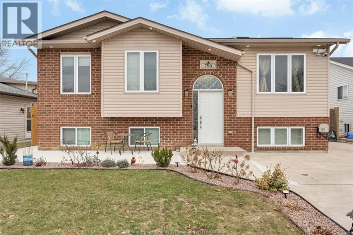 796 RICHMOND STREET, Amherstburg