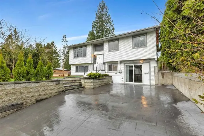 7961 TANAGER STREET, Mission