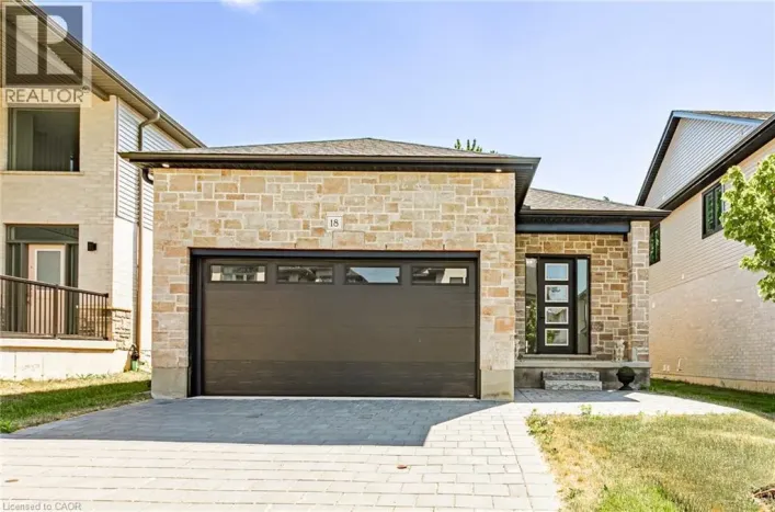 House for sale: 7966 FALLON Drive Unit# 18, Lucan Biddulph