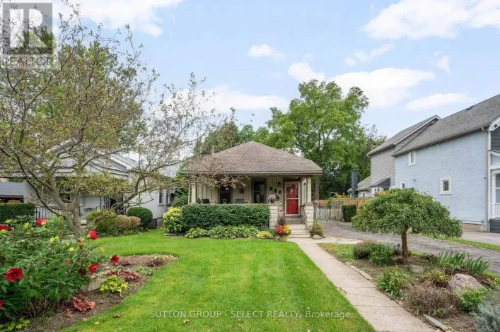 797 COLBORNE STREET, London East
