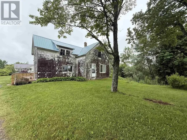 7999 Highway 14, Hardwood Lands