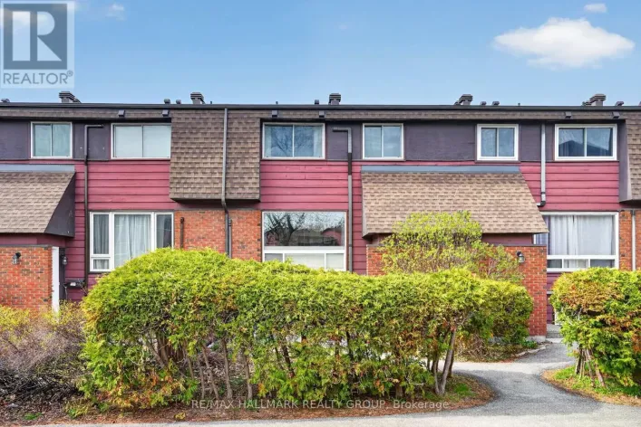 7C BANNER ROAD, Ottawa