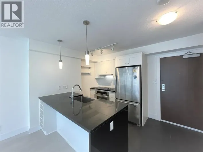 7F 888 HOMER STREET, Vancouver